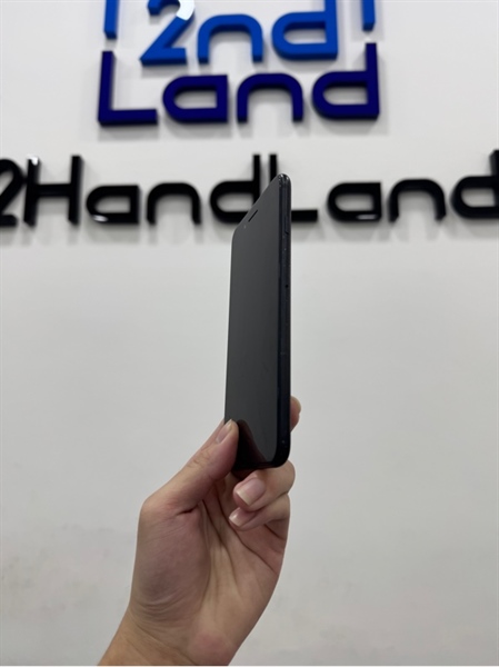 Điện thoại iPhone 7 plus - VN/A - 32GB - IOS 15.8.4 - Pin 100% thay new - Màu đen - Ngoại hình 97% - Body 2