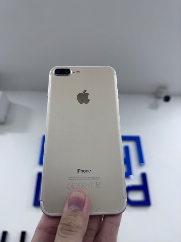 Điện thoại iPhone 7 plus - VN/A - 32Gb - ios 15.8.8 - Màu vàng - Pin thay 100% - Ngoại hình 97% - Trầy xước, màn đánh kính, cam đốm, màn hồng - Body