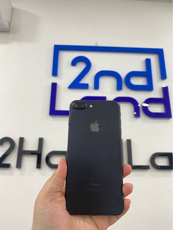 Điện thoại iPhone 7plus - LL/A - IOS 15.8.3 - 256gb - Màu đen - Pin thay 100% - Ngoại hình 97% - cam đốm , trầy viền cam , viền trầy cấn , thay vỏ , màn trầy nặng - Body
