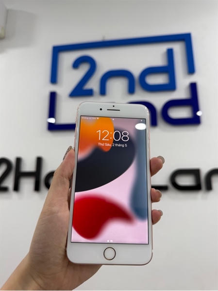 Điện thoại iPhone 7plus - LL/A - IOS 15.8.4 - 128GB - Màu hồng - Pin 100% - Ngoại hình 98% - màn ám hồng - Kèm sạc 2