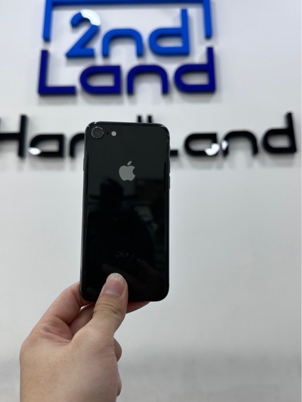 Điện thoại iPhone 8 - CHA - 64GB - IOS 16.7.16 - Pin 100% thay new - Màu đen - Ngoại hình 97% -Màn ám viền vàng - Body