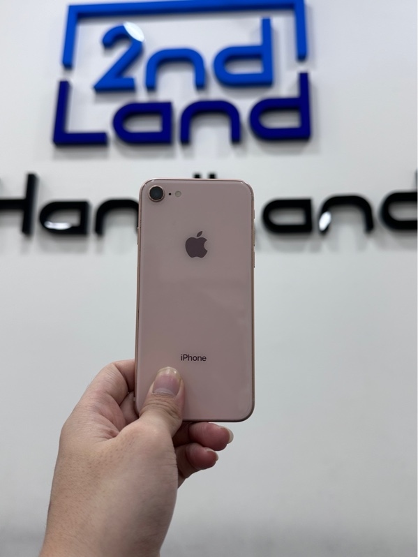 Điện thoại iPhone 8 - J/A - 64GB - IOS 16.7.16 - Pin 100% linh kiện không xác đinh - Màu Gold - Ngoại hình 97% - Màn linh kiện ám bụi trong , hở sáng nặng- Body (SẢN PHẨM KHÔNG BẢO HÀNH)