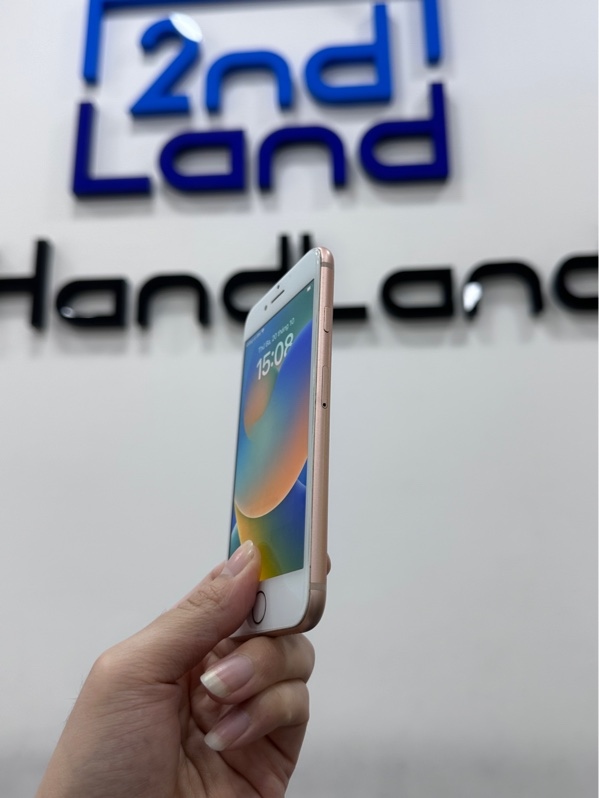Điện thoại iPhone 8 - J/A - 64GB - IOS 16.7.16 - Pin 100% linh kiện không xác đinh - Màu Gold - Ngoại hình 97% - Màn linh kiện ám bụi trong , hở sáng nặng- Body (SẢN PHẨM KHÔNG BẢO HÀNH)