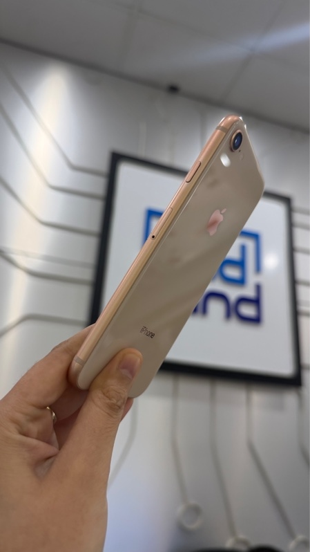 Điện thoại iPhone 8 - J/A - 64GB - Pin 100% thay new - Màu hồng gold - Ngoại hình: 97% - Body