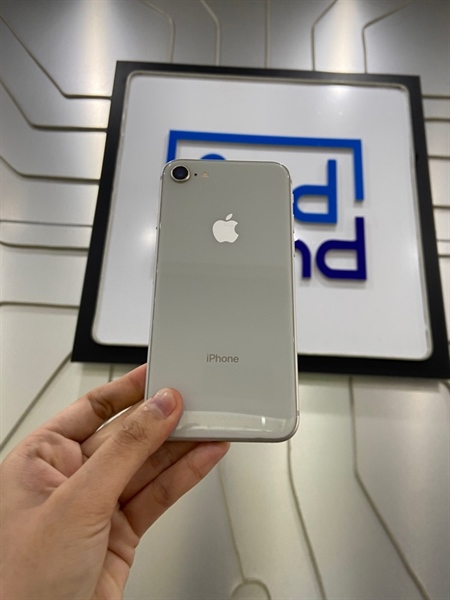 Điện thoại iPhone 8 - LL/A - 64GB - Pin 100% - Màu trắng - Ngoại hình: 97% - Viền ám xanh - Body