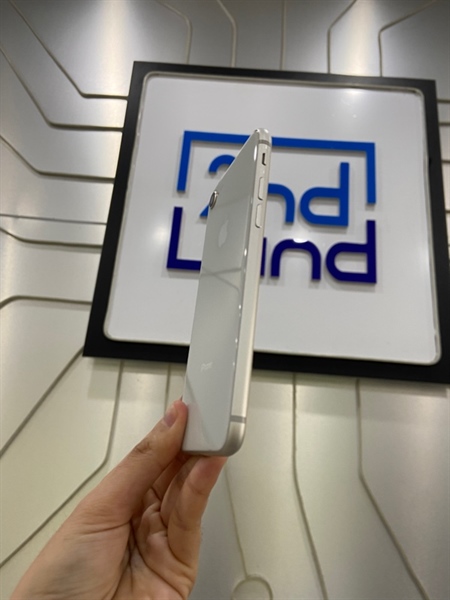 Điện thoại iPhone 8 - LL/A - 64GB - Pin 100% - Màu trắng - Ngoại hình: 97% - Viền ám xanh - Body 1