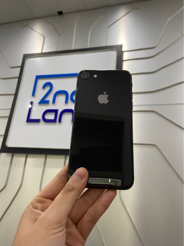 Điện thoại iPhone 8 - LL/A - 64GB - Pin 90% đã thay - Màu đen - Ngoại hình: 97% - Đã thay màn linh kiện, ám hồng, ám xanh viền - Body