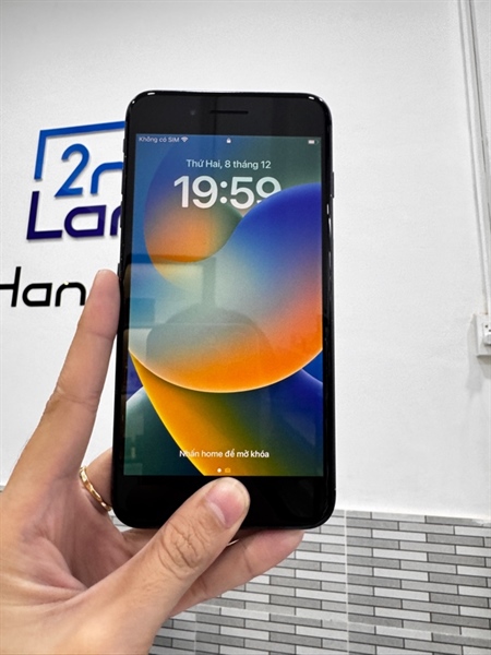 Điện thoại iPhone 8 Plus - LL/A - 64GB - Màu đen - Pin 100% thay new - Ngoại hình: 98% - Body 2