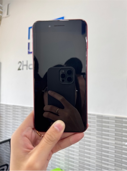 Điện thoại iPhone 8 Plus - LL/A - 64GB - Màu đỏ - Pin 97% đã thay - Ngoại hình 97% - - Body 2