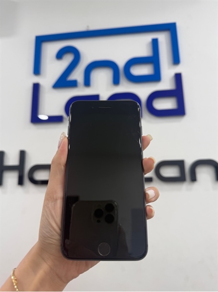 Điện thoại iPhone 8 plus - LL/A - IOS 16.7.1 - 64GB - Màu đen - Pin thay 100% LKKXĐ - Ngoại hình 97% - Màn ép kính , vàng viền , màn trầy nhiều , viền trầy có cấn góc - Body 2