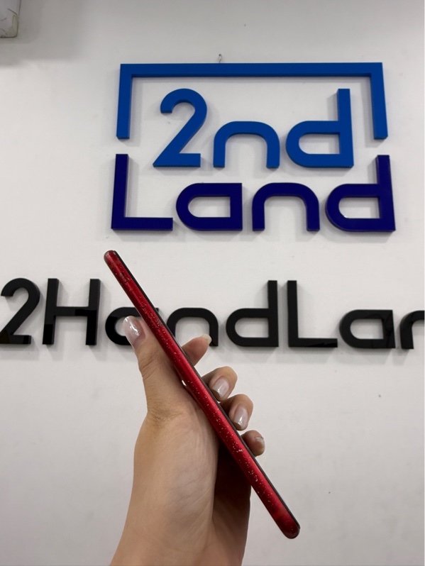 Điện thoại iPhone 8 Plus - LL/A - IOS 16.7.10 - 64GB - Màu đỏ - Pin không có báo dòng 100% - Ngoại hình 97% - Màn ám hồng , có 2 vệt xanh , kính lưng trầy , thay vỏ , thay cam, lỗi main , lỗi nguồn - BÁN XÁC KHÔNG BẢO HÀNH