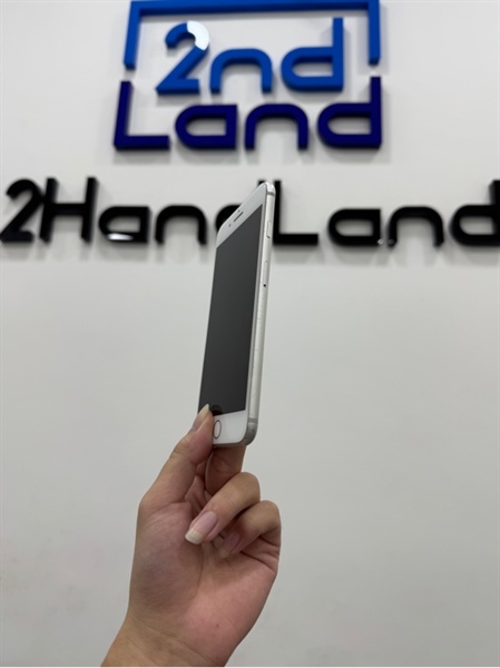 Điện thoại iPhone 8 Plus - VC/A - 64GB - IOS 16.7.12- Pin 100% - Màu trắng - Ngoại hình 97% - Màn ám phản quang - Body 1