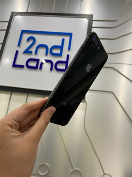 Điện thoại iPhone 8 Plus - VN/A - 64GB - Pin 83% - Màu đen - Ngoại hình: 96% - Trầy cấn sườn, màn trầy màn chết pixel li ti ở viền nhẹ - Body 1