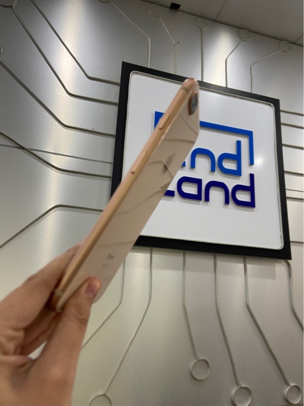 Điện thoại iPhone 8 Plus - ZD/A - 64GB - Pin 100% thay new - Màu vàng gold - Ngoại hình: 98% - Màn 1 đốm phản quang, viền ám xanh nhẹ - Body