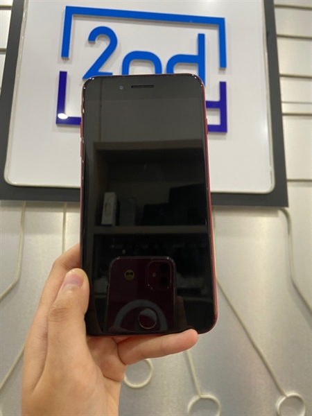 Điện thoại iPhone 8 Plus - ZP/A - 256GB - Pin thay new 100% - Màu đỏ - Ngoại hình: 97% - Body 3