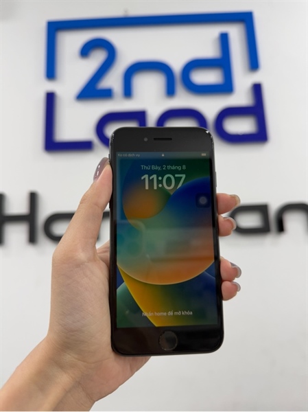 Điện thoại iPhone 8 - X/A - IOS 16.7.11 - 64GB - Màu đen - Pin thay 100% - Ngoại hình 97% - lưng trầy , kính trầy , viền trầy , cấn 1 góc - Kèm sạc 2