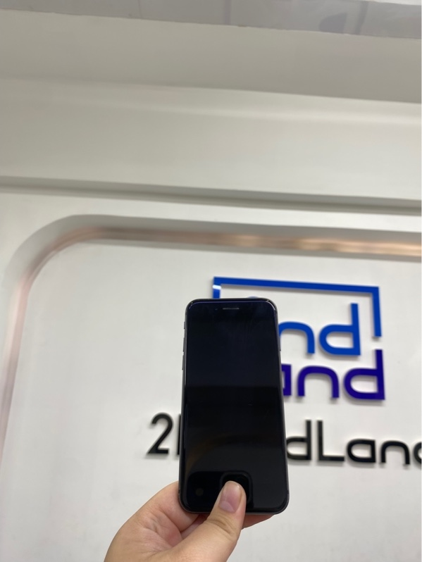 Điện thoại iPhone 8 - ZD/A - IOS 16.7 - 64gb - Màu đen - Pin 81% chu kỳ sạc 468 - Ngoại hình 97% - Màn ám xanh, màn thay, ép kính - Body