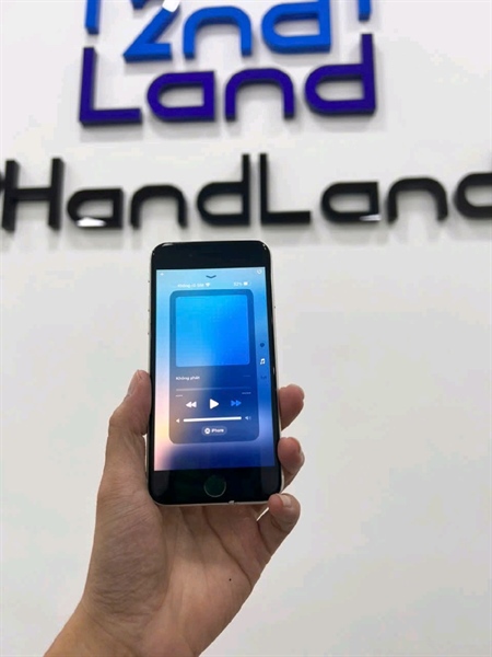 Điện thoại iPhone SE 2 2020 - KH/A - 64GB - IOS 18.4.1 - Pin 89% - Màu trắng - Ngoại hình 97% - đã thay touch ID - Body 2