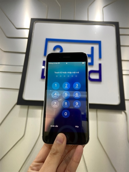 Điện thoại iPhone SE Gen 2 2020 - KH/A - 64GB - Pin 100% thay new - Màu trắng - Ngoại hình: 97% - Sườn cấn, cam trước và sau thay, phản quang nhẹ - Body 3