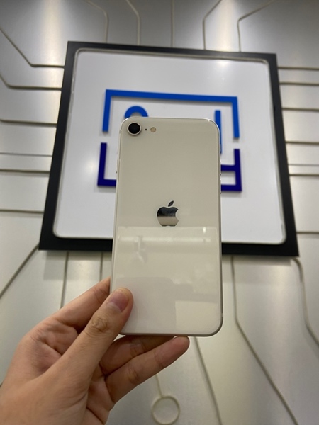 Điện thoại iPhone SE Gen 3 - X/A - 64GB - IOS 26 - Sim vật lý - Pin 100% đã thay - Màu trắng - Ngoại hình: 98% - Màn ép kính - Body