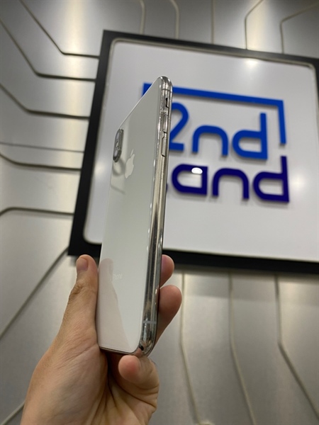 Điện thoại iPhone X - LL/A - 256GB - Màn sọc - Pin 100% đã thay - Màu trắng - Ngoại hình: 98% - Body 1