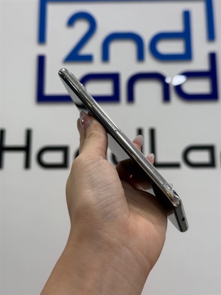 Điện thoại iPhone X - LL/A - 64GB - Màu trắng - Pin thay 93% - Ngoại hình 97% - Body 1