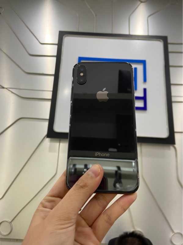 Điện thoại iPhone X - LL/A - 64GB - Pin 93% đã thay - Màu đen - Ngoại hình: 97% - ép kính, ám viền - Body