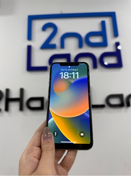 Điện thoại iPhone X - LL/A - IOS 16.7.10 - 64GB - Màu trắng - Pin 100% đã thay - Ngoại hình 97% - Màn linh kiện, viền trầy - Kèm sạc 2