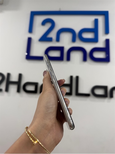 Điện thoại iPhone X - LL/A - IOS 16.7.12 - 64GB - Màu trắng - Pin 96% - Ngoại hình 97% - viền trầy , màn LK , ám hồng , lưu ảnh - Body 1