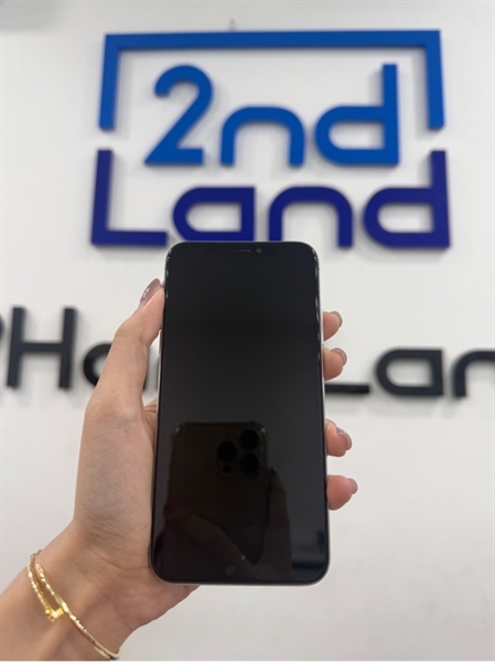 Điện thoại iPhone X - LL/A - IOS 16.7.12 - 64GB - Màu trắng - Pin 96% - Ngoại hình 97% - viền trầy , màn LK , ám hồng , lưu ảnh - Body 2