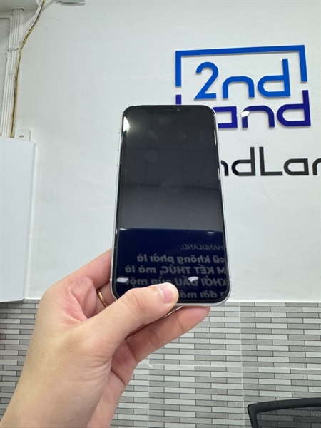 Điện thoại iPhone XR - KH/A - 128GB - Màu trắng - Pin 100% đã thay - Ngoại hình: 96% - Body 2
