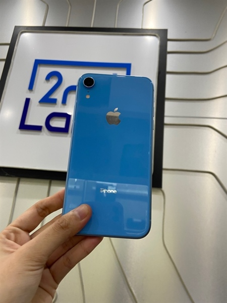Điện thoại iPhone XR - KH/A - 128GB - Sim vật lý - Pin 82% - Chu kì sạc 1261 lần - Màu xanh - Ngoại hình: 97% - màn xước, ép kính 1 chấm phản quang - Body