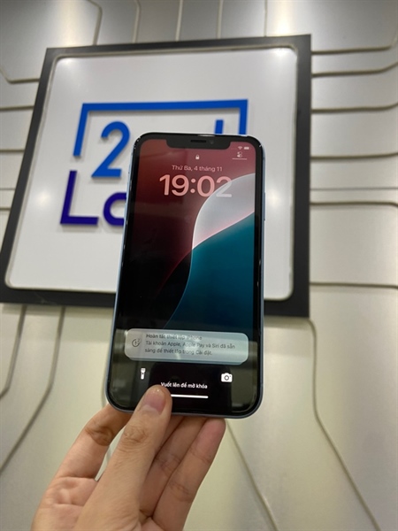 Điện thoại iPhone XR - KH/A - 128GB - Sim vật lý - Pin 82% - Chu kì sạc 1261 lần - Màu xanh - Ngoại hình: 97% - màn xước, ép kính 1 chấm phản quang - Body 1