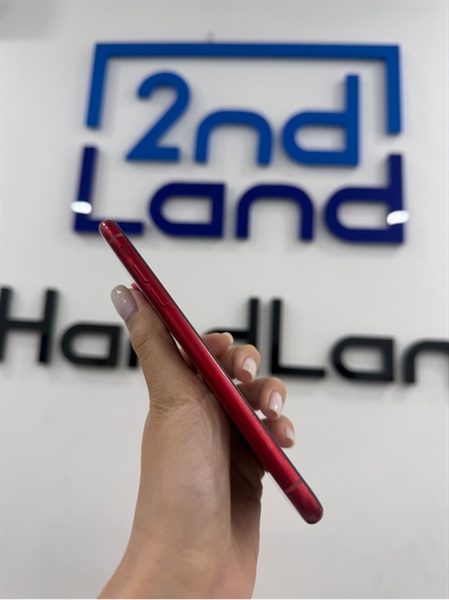 Điện thoại iPhone XR - Máy mã N - LL/A - IOS 18.7.1 - 64GB - Màu đỏ - Pin thay 100% - Ngoại hình 98% - Màn trong ám vàng , màn trầy , thay cam sau , viền ám xanh - Body 1