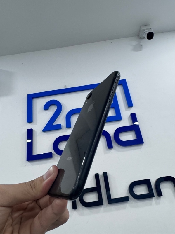 Điên thoại iPhone XR - VN/A - iOS 18.7.9 - 64GB - Màu đen - Pin thay 100% - Ngoại hình 97% - Trầy xước, màn ám vàng, phản quang - Body