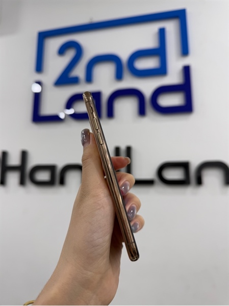 Điện thoại iPhone XS - LL/A - IOS 17.4.1 - 256GB - Màu vàng - Pin thay 100% LKKXĐ - Ngoại hình 97% - Màn linh kiện , màn ám hồng , cam đốm , cam trước thay , máy thay vỏ , bụi trong cam trước , viền trầy , lưng trầy - Kèm sạc 1