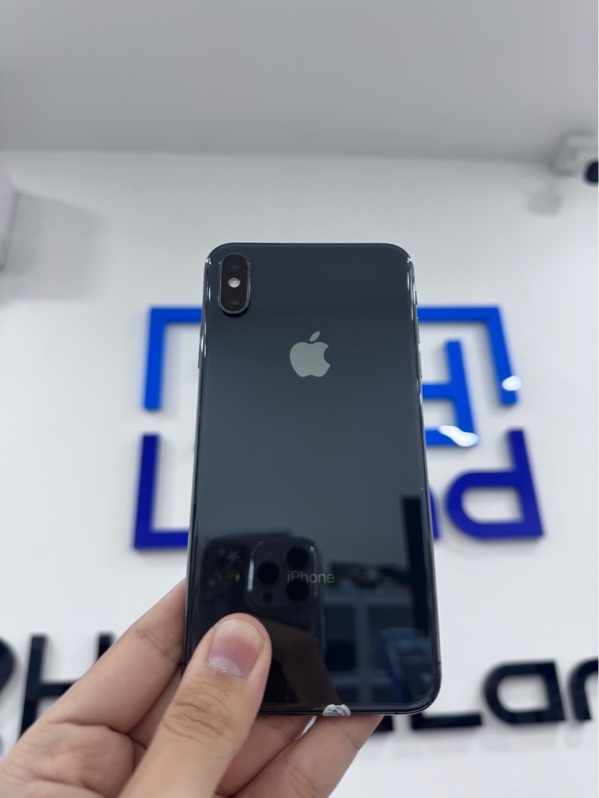 Điện thoại iPhone XS max - LL/A - 64GB - ios 18.7.9 - Màu đen - Pin thay 100% - Ngoại hình 97% - Màn ép kính, lưu ảnh, trầy xước - Body