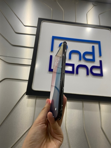 Điện thoại iPhone XS Max - LL/A - 64GB - Pin 94% thay new - Màu đen - Ngoại hình: 97% - cam sau 1 đốm bụi nhỏ - Body 2