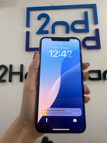 Điện thoại iPhone XS Max - LL/A - IOS 18.6 - 256GB - Màu đen - Pin LKKXĐ 100% - Ngoại hình 97% - Màn hồng nhẹ , kính trầy , lưng trầy , viền trầy - Kèm sạc 2
