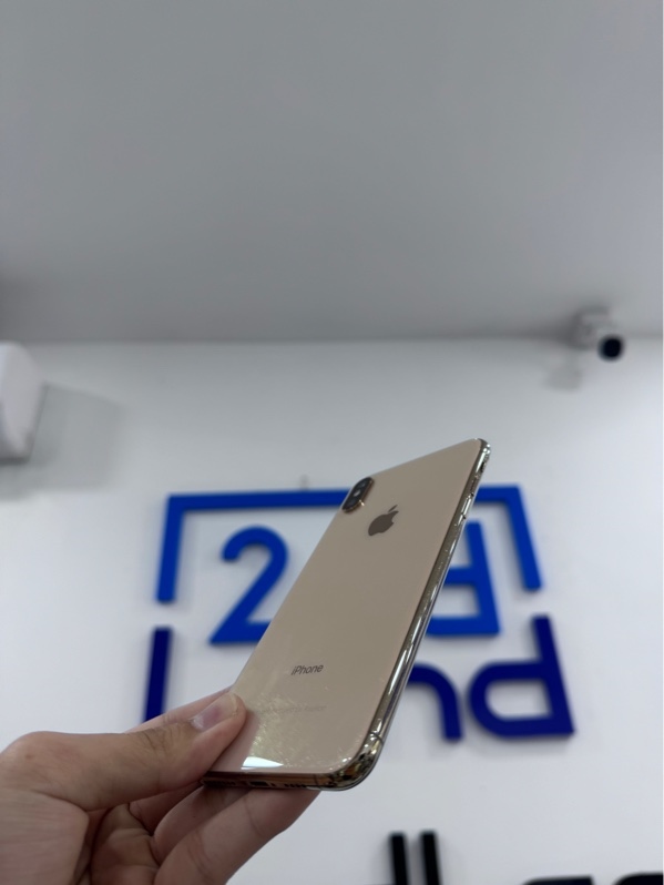 Điện thoại iPhone XS max - Máy mã N - LL/A - 64Gb - ios 18.0 - Màu vàng - Pin thay 100% - Ngoại hình 97% - Lưng thay, màn linh kiện không true tone, màn có 1 chấm mực, thay cam sau - Kèm sạc linh kiện