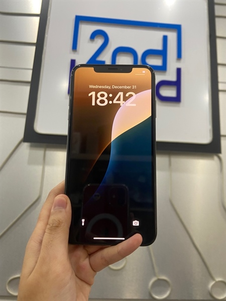Điện thoại iPhone XS Max - T/A - 256GB - Pin 100% thay new - Màu đen - Ngoại hình: 97% - Xước nhẹ - Body 3