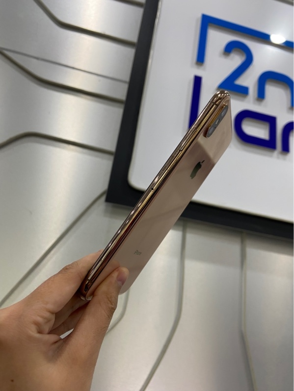 Điện thoại iPhone XSMax - LL/A - 64GB - Pin 100% đã thay - Màu gold - Ngoại hình: 97% - Xước màn, đã thay lưng - Body