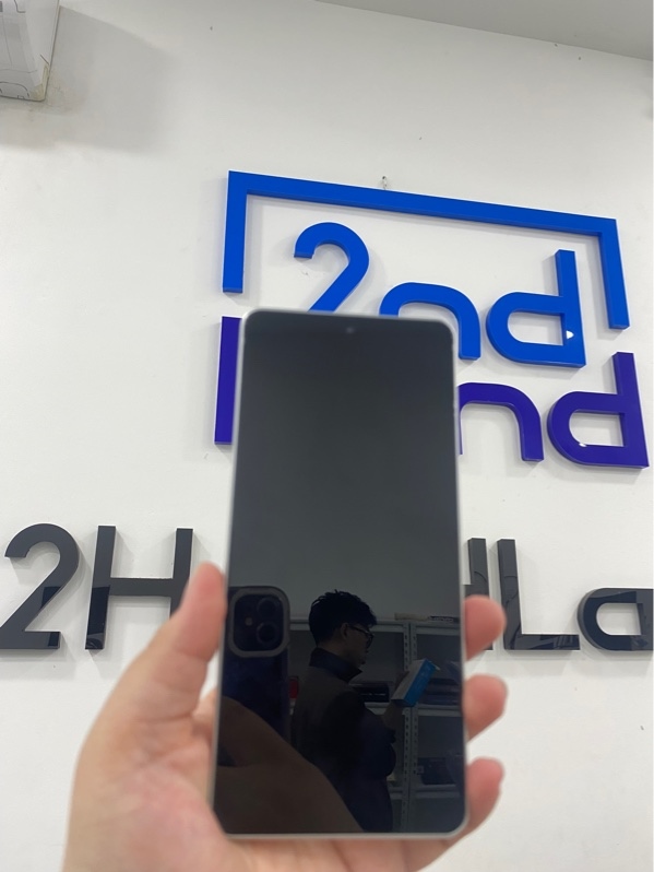 Điện thoại IQOO Z9 tubro - nội địa Trung - Demensity 9300+ - 12/256GB - Màu trắng - Ngoại hình 97% - Viền cam trầy - Body