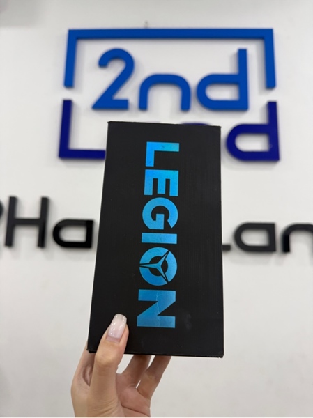Điện thoại Lenovo Legion Phone L79031 - Snapdragon 865plus - 8/128GB - Bản nội địa có Tiếng Việt - Màu đỏ - Ngoại hình 97% - FullBox