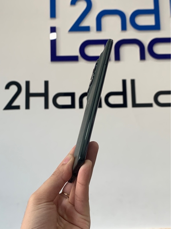 Điện thoại Motorola EDGE 2025 - Dimensity 7400 - Ram 8gb/rom 256gb - Màu xanh lá - Ngoại hình: 97% - Body + màn trầy - Body
