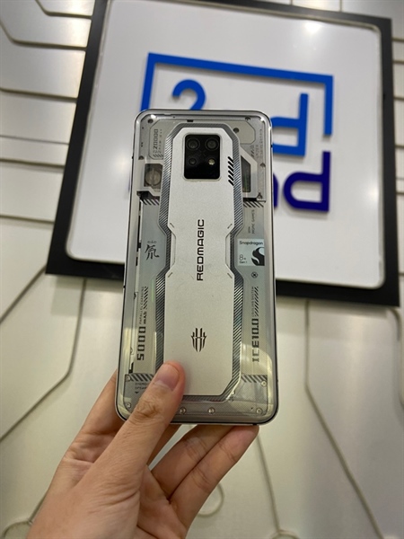 Điện thoại Nubia Redmagic 7S Pro - Snapdragon 8 Plus Gen 1 - 120hz - Ram 12/256GB - Pin tốt - Màu xám - Ngoại hình: 97,5% - Body