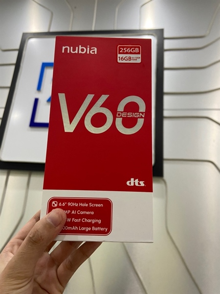 Điện thoại Nubia V60 Design - Unisoc T606 - Ram 6/256GB - Màu Champagne Gold - Ngoại hình: 98% - Fullbox 4