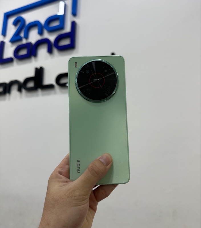 Điện thoại Nubia V70 Max - Ram 6/128GB - Màu xanh - Ngoại hình 97% - Màn đã qua xử lý - Body