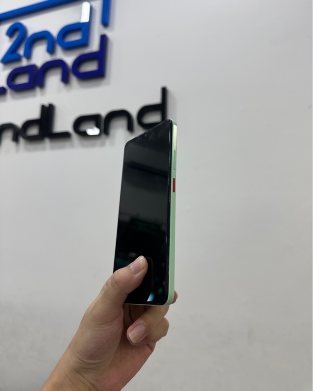 Điện thoại Nubia V70 Max - Ram 6/128GB - Màu xanh - Ngoại hình 97% - Màn đã qua xử lý - Body