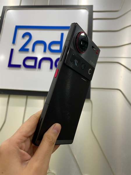 Điện thoại Nubia Z70S Ultra - Snapdragon 8 Elite - Ram 16/512GB - Pin 97% - Chu kì 123 lần - Màu đen - Ngoại hình: 98% - Body 1